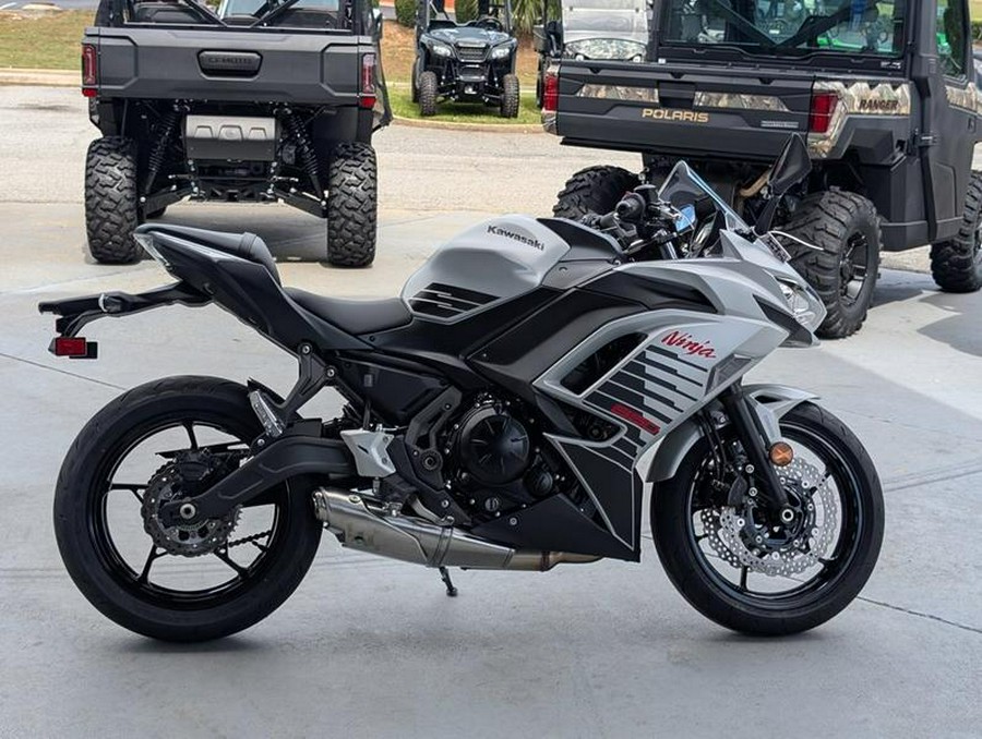 2026 Kawasaki Ninja® 650 ABS