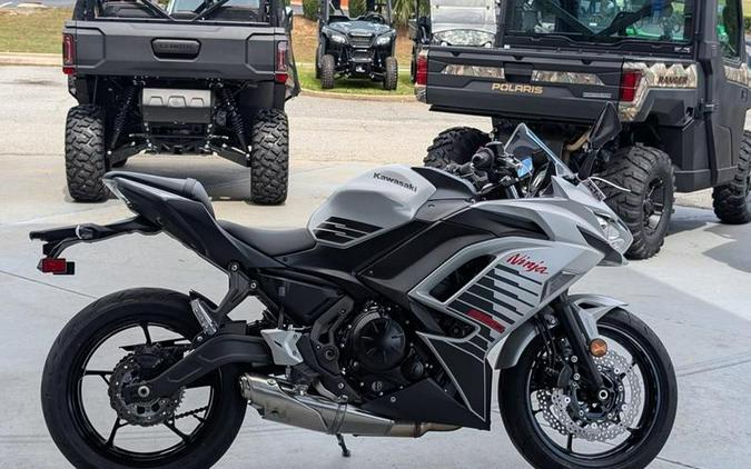 2026 Kawasaki Ninja® 650 ABS