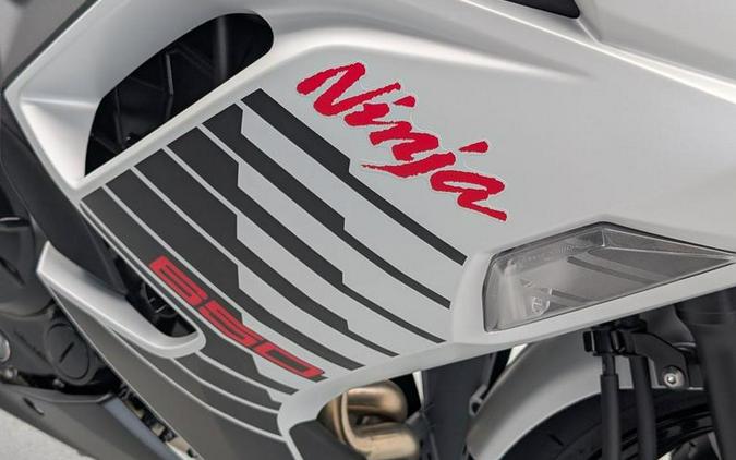 2026 Kawasaki Ninja® 650 ABS