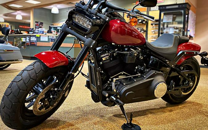 2021 Harley-Davidson Fat Bob 114 Billiard Red
