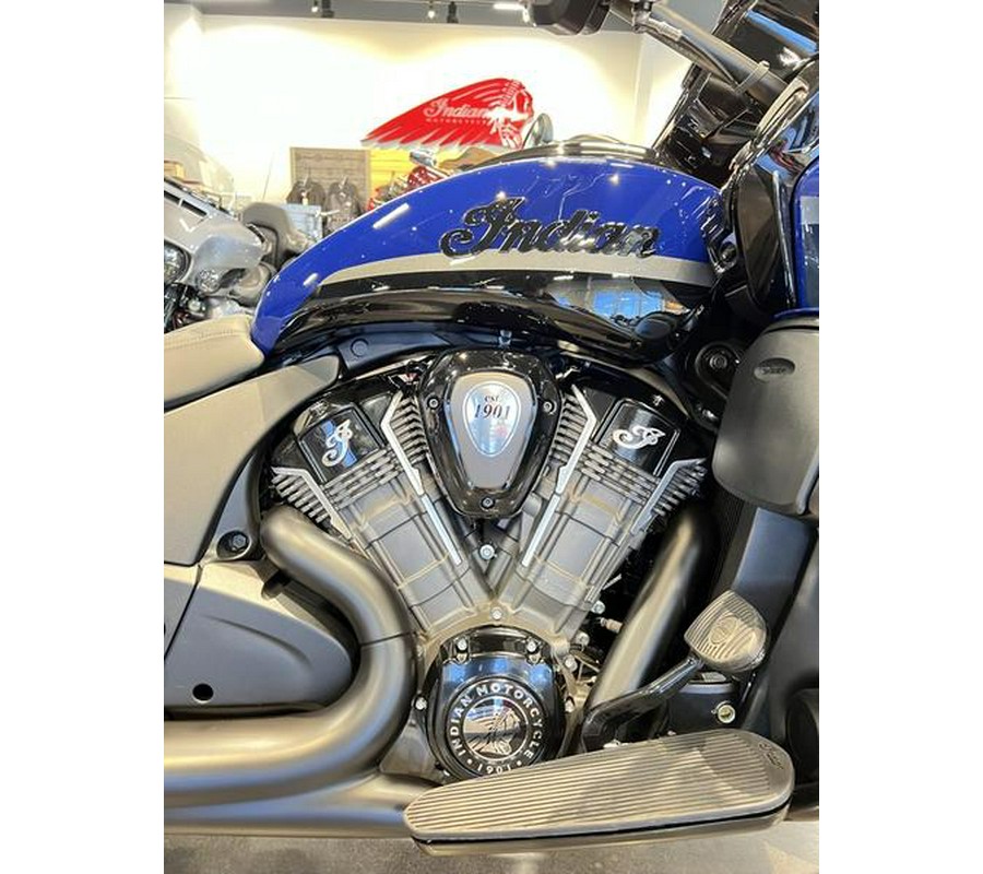 2024 Indian Motorcycle® Pursuit® Dark Horse® with PowerBand Audio Package Springfield Blue