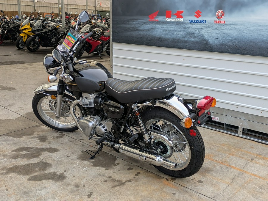 2025 Kawasaki W800 ABS