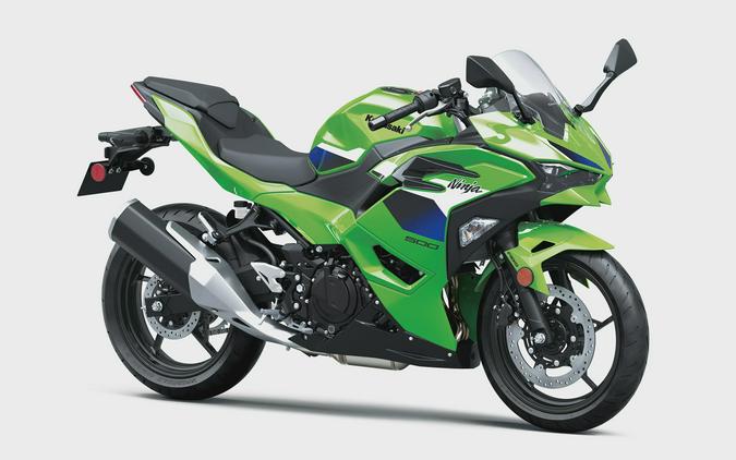 2026 Kawasaki Ninja® 500 Base