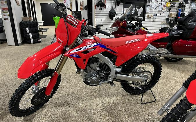 2023 Honda CRF450R Review [Glen Helen Raceway Track Test]