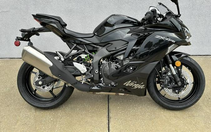 2024 Kawasaki Ninja® ZX™-4RR ABS