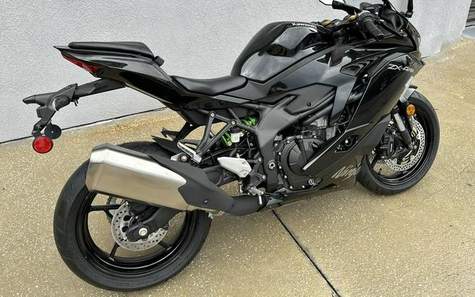 2024 Kawasaki Ninja® ZX™-4RR ABS