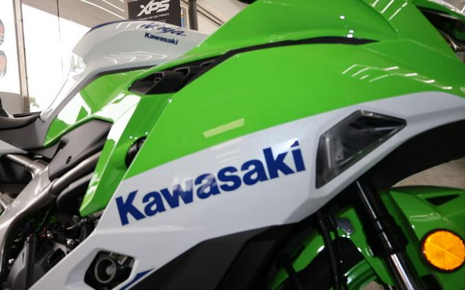 2024 Kawasaki Ninja® ZX™-4RR 40th Anniversary Edition ABS