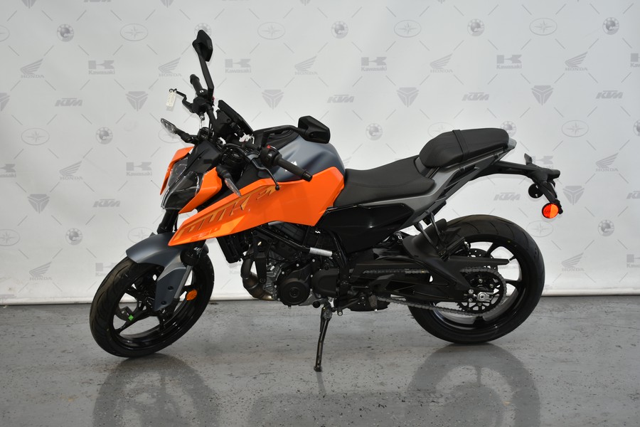 2024 KTM Duke 250