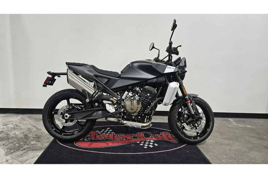 2025 Husqvarna Motorcycles SVARTPILEN 801
