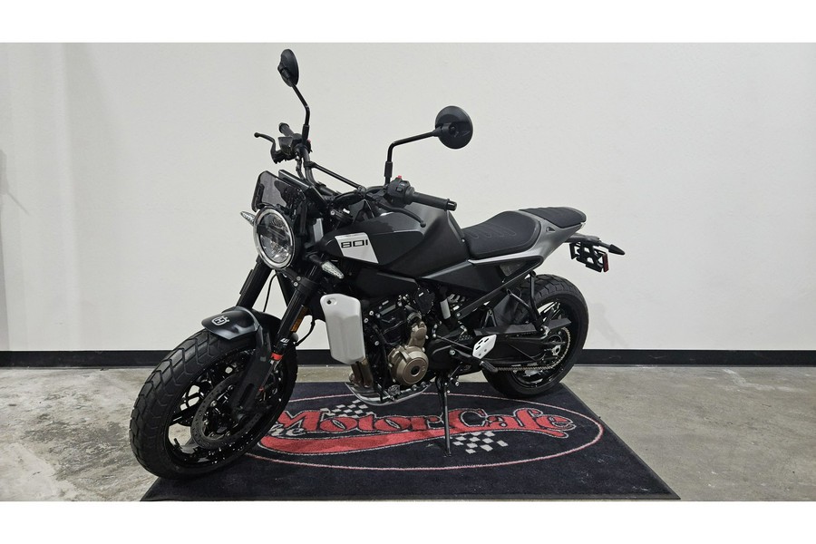 2025 Husqvarna Motorcycles SVARTPILEN 801