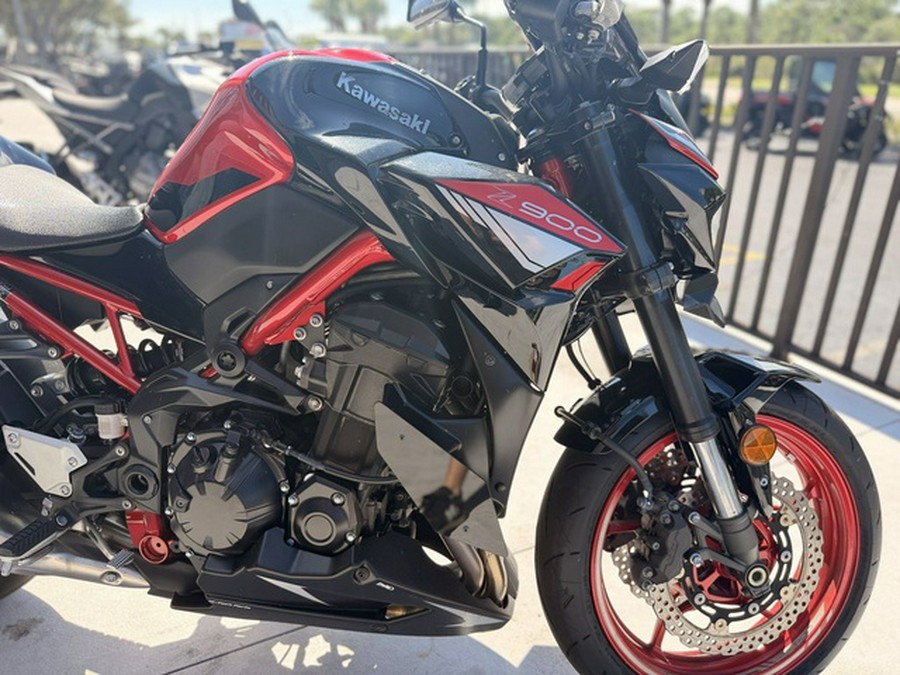 2024 Kawasaki Z900 ABS Candy Persimmon RedEbony