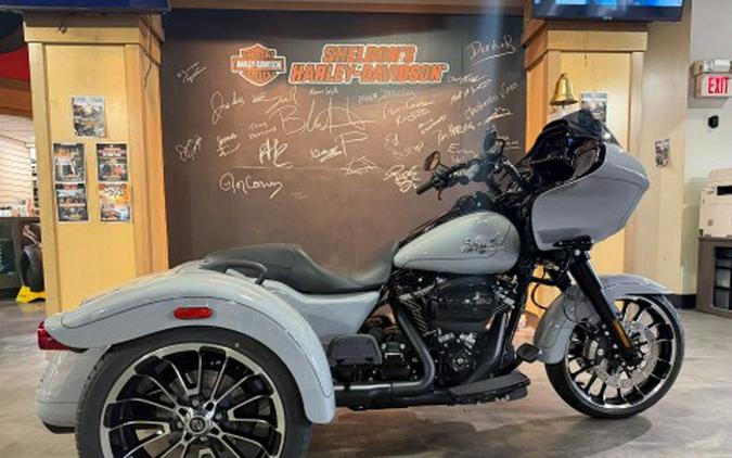 2025 Harley-Davidson Road Glide® 3
