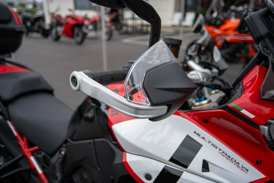 2023 Ducati Multistrada V4 Pikes Peak