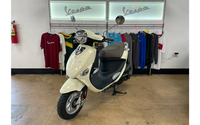 2023 Genuine Scooter Buddy 125 French Vanilla