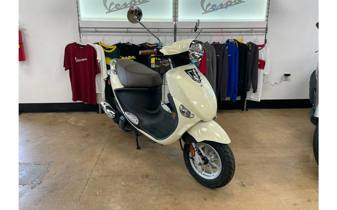 2023 Genuine Scooter Buddy 125 French Vanilla