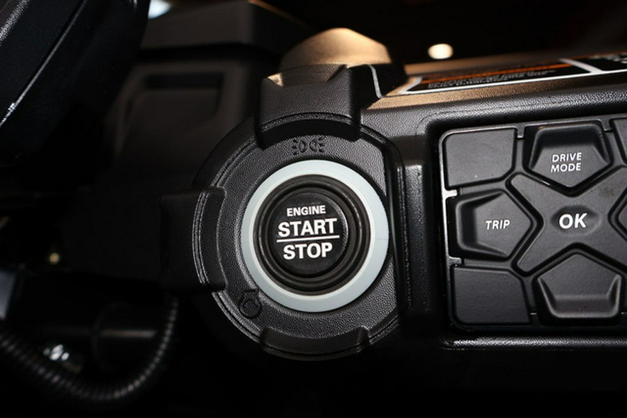 2025 Can-Am Commander X Mr 1000R Wildland Camo