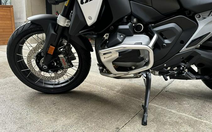 2025 BMW R 1300 GS Light White