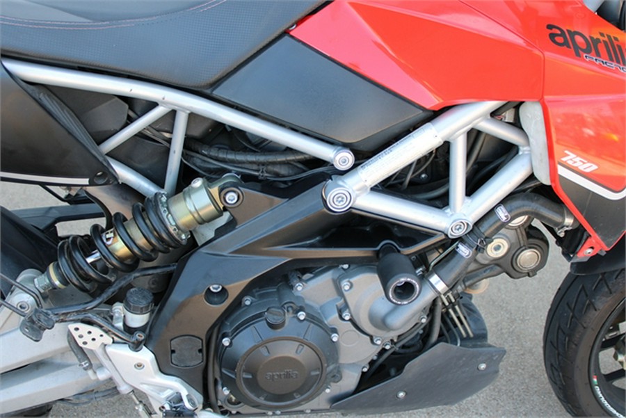 2014 Aprilia Dorsoduro 750 ABS