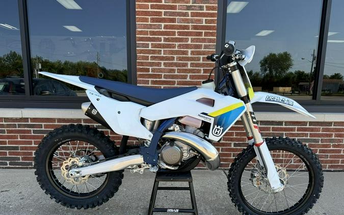 2025 Husqvarna® TX 300