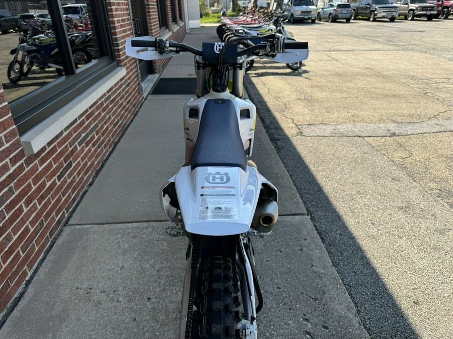 2025 Husqvarna® TX 300