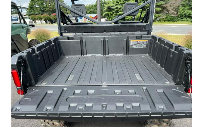 2025 Can-Am Defender HD9