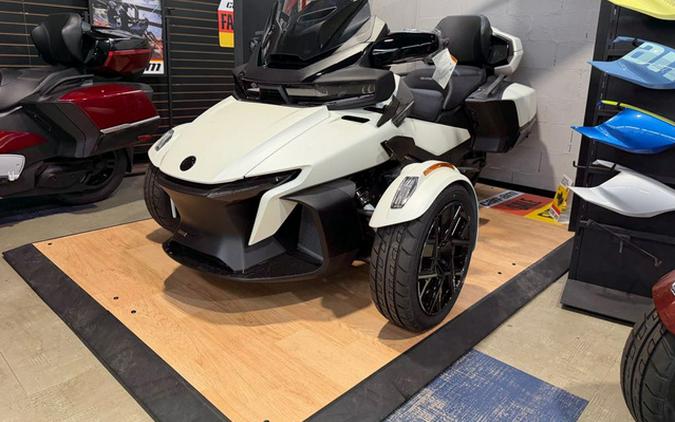 2026 Can-AM RD SPYDER RT STS 1330 SE6 WH SE 26