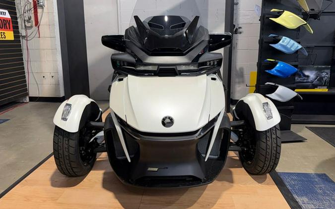2026 Can-AM RD SPYDER RT STS 1330 SE6 WH SE 26