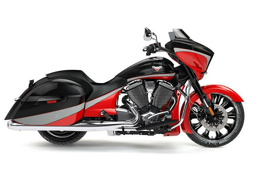 2016 Victory Motorcycles® Magnum® Black Crystal over Havasu Red
