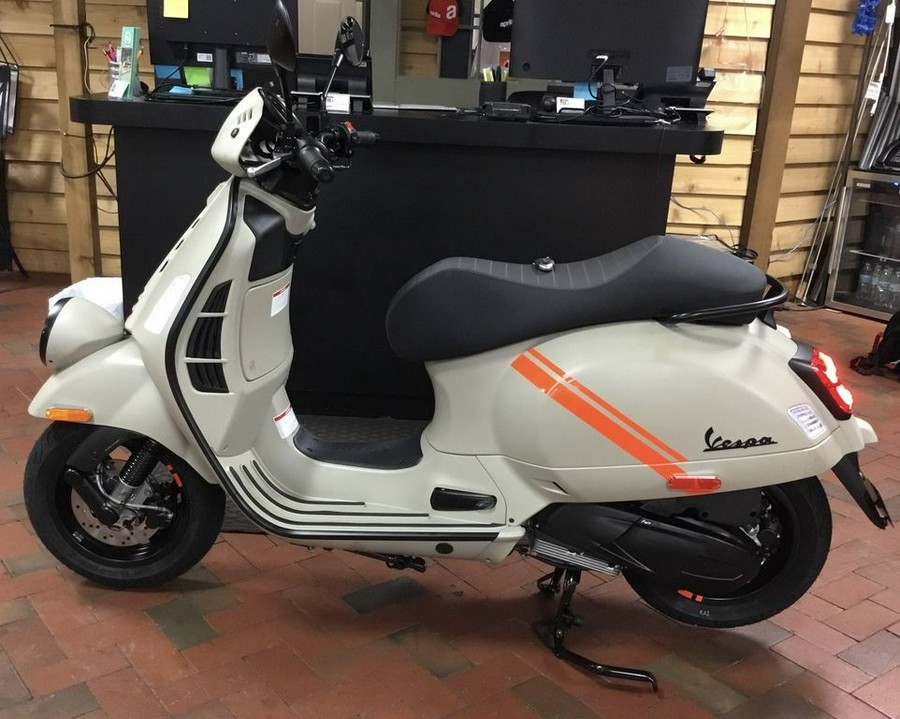 2023 Vespa GTV 300