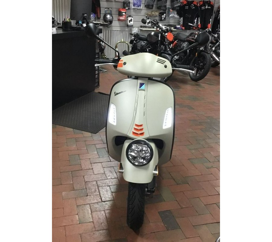 2023 Vespa GTV 300