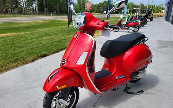 2024 Vespa GTS Super 300