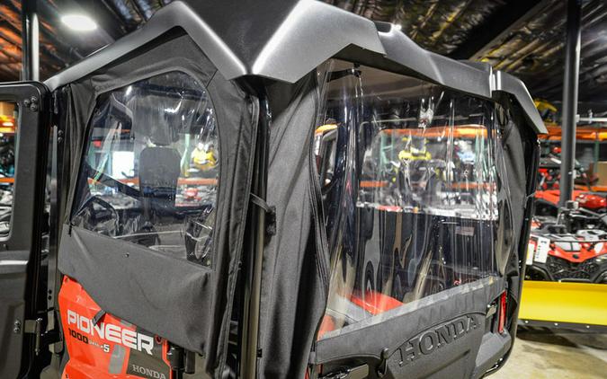 2025 Honda Pioneer 1000-5 Deluxe