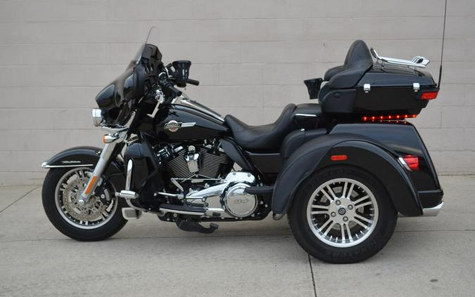 2024 Harley-Davidson® FLHTCUTG - Tri Glide® Ultra