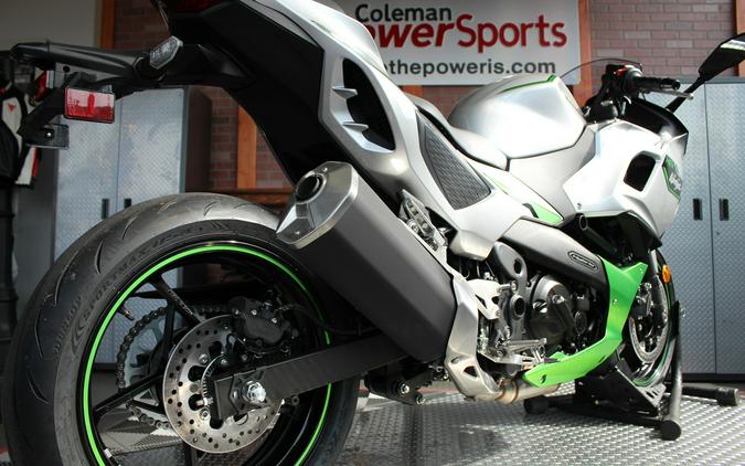 2024 Kawasaki Ninja 7 Hybrid ABS