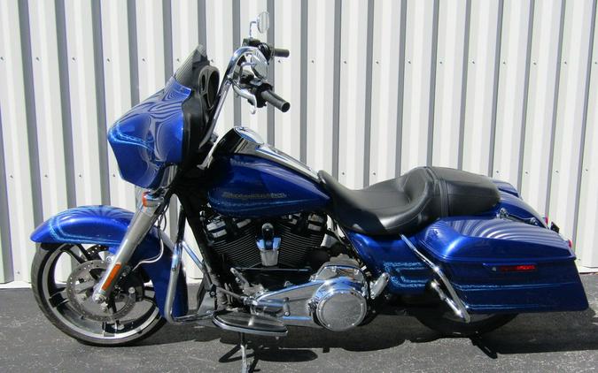2019 Harley-Davidson® FLHX - Street Glide®