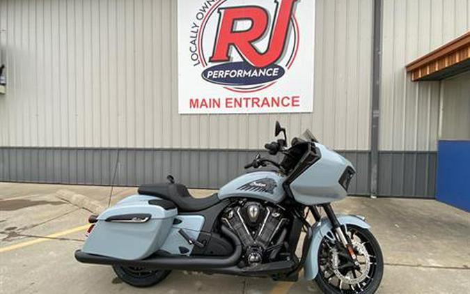 2024 Indian Motorcycle Challenger® Dark Horse® Icon with PowerBand Audio Package