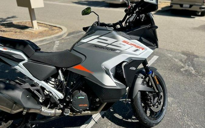 2024 KTM 1290 SUPADV S