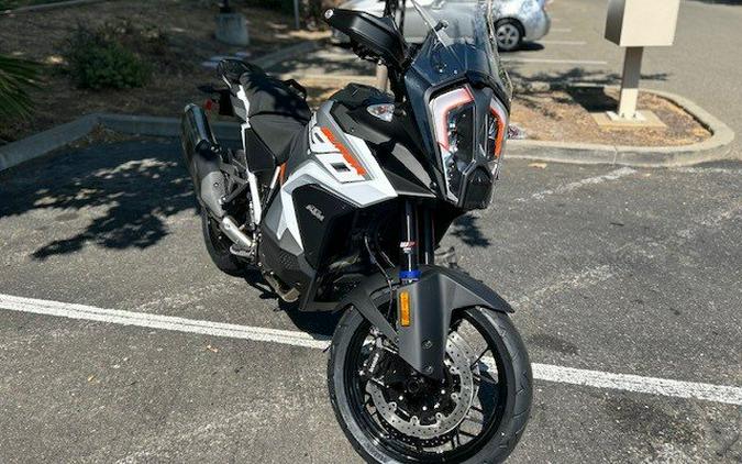 2024 KTM 1290 SUPADV S