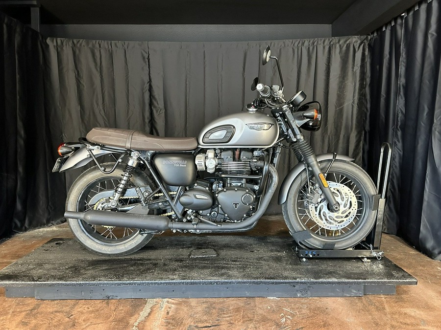 2018 Triumph T120 BLACK