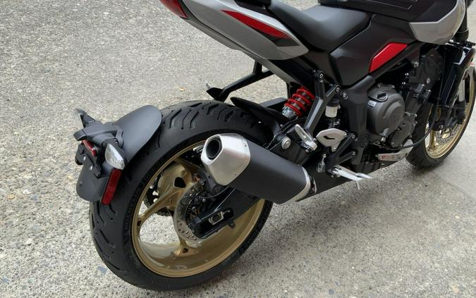 2026 Triumph TRIDENT 800