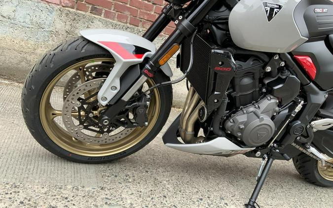2026 Triumph TRIDENT 800