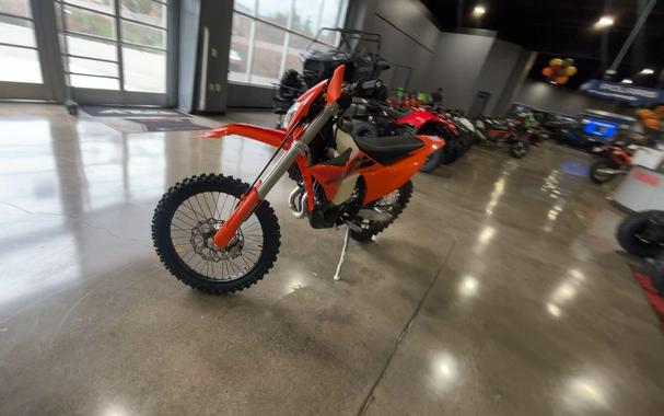 2027 KTM 450 XCF-W