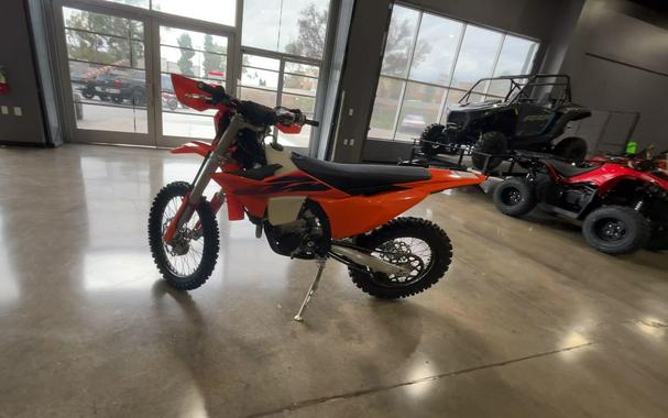 2027 KTM 450 XCF-W