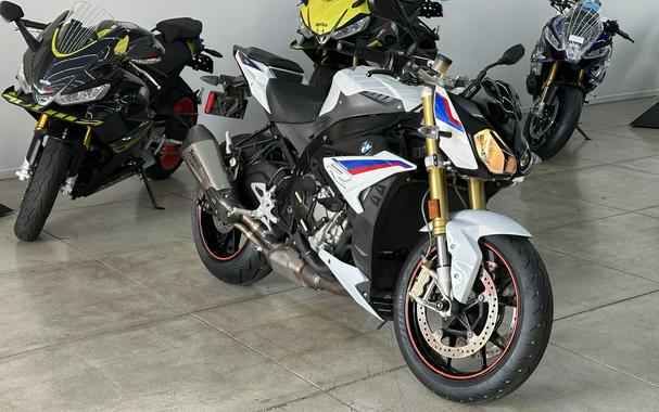 2019 BMW S1000R