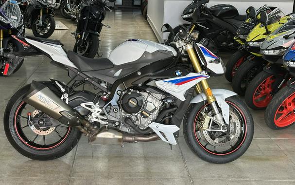 2019 BMW S1000R