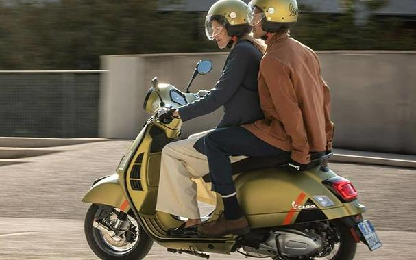 2024 Vespa GTS 300 Super Sport Arancio Impulsivo