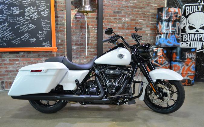 2024 Harley-Davidson Road King Special White Onyx Pearl