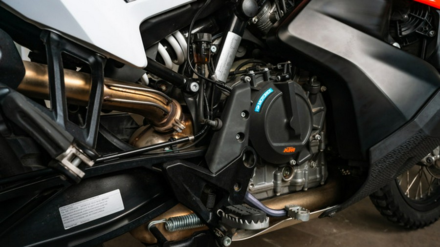 2020 KTM Adventure 790 - Black Orange