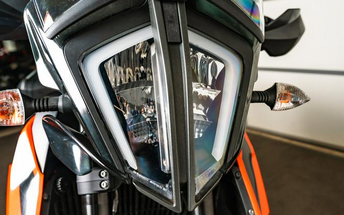 2020 KTM Adventure 790 - Black Orange