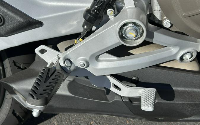 2026 Aprilia Tuono 457